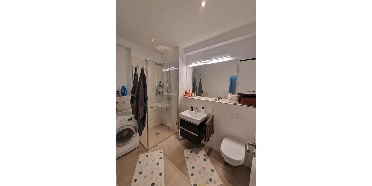 Dachgeschoßwohnung Geestland - 2 Zimmer, 70 m&sup2;, 2.345&euro; | Angebot:26073905