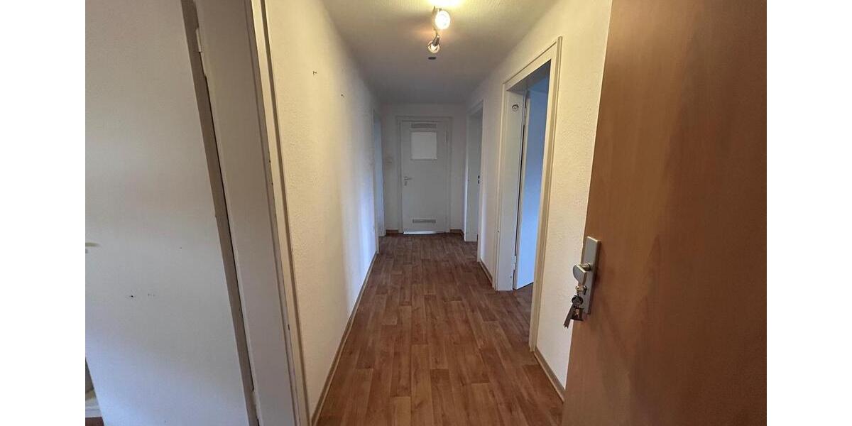 Dachgeschoßwohnung Völklingen - 4 Zimmer, 85 m&sup2;, 800&euro; | Angebot:25063979