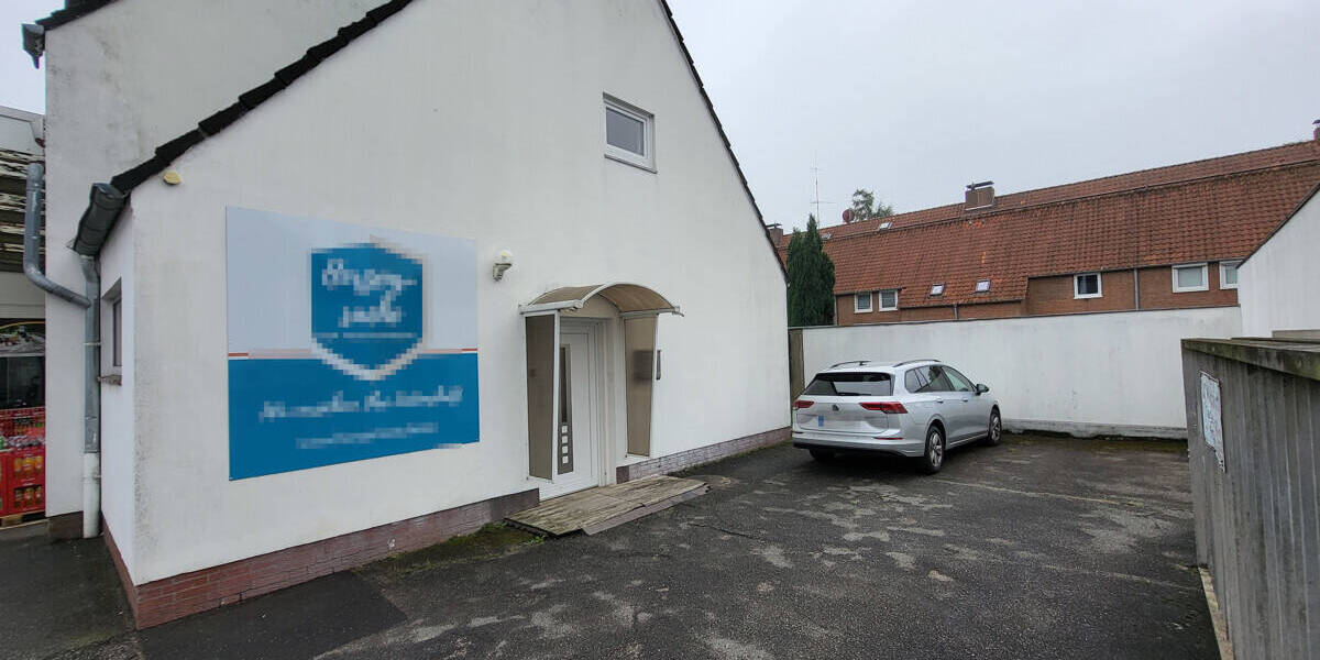 Zentrale Büro-Praxis-Schulungsräume mit PKW-Stellplätzen in St. Lorenz Nord Ziegelstraße 4 zimmer