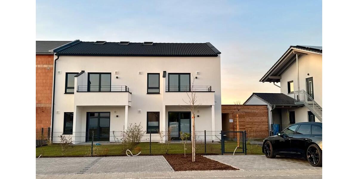 Maisonettenwohnung Kirchroth - 3 Zimmer, 83 m&sup2;, 1.035&euro; | Angebot:26548468