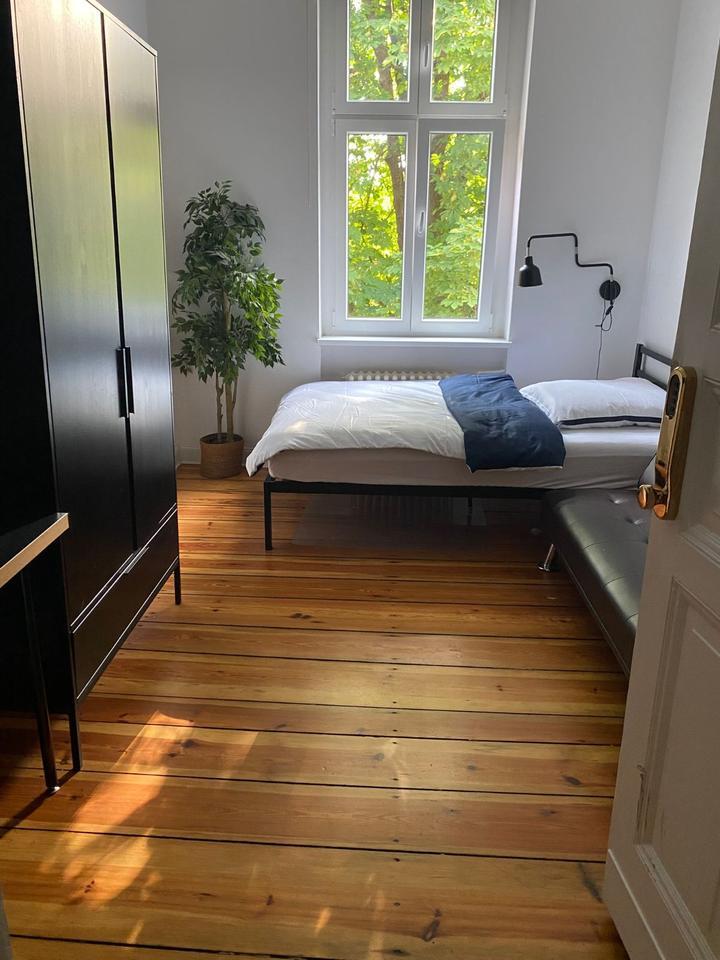 Möbliertes Zimmer in herzlicher WG – Altbau-Charme & perfekte Lag