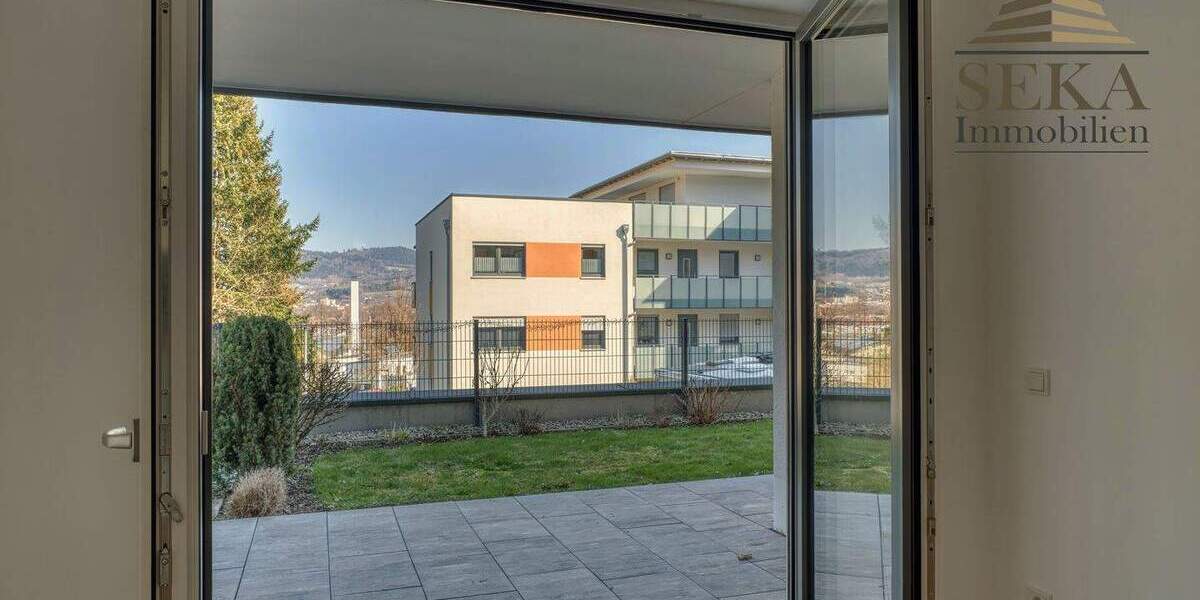 Etagenwohnung Deggendorf - 2 Zimmer, 101 m&sup2;, 1.095&euro; | Angebot:25772724