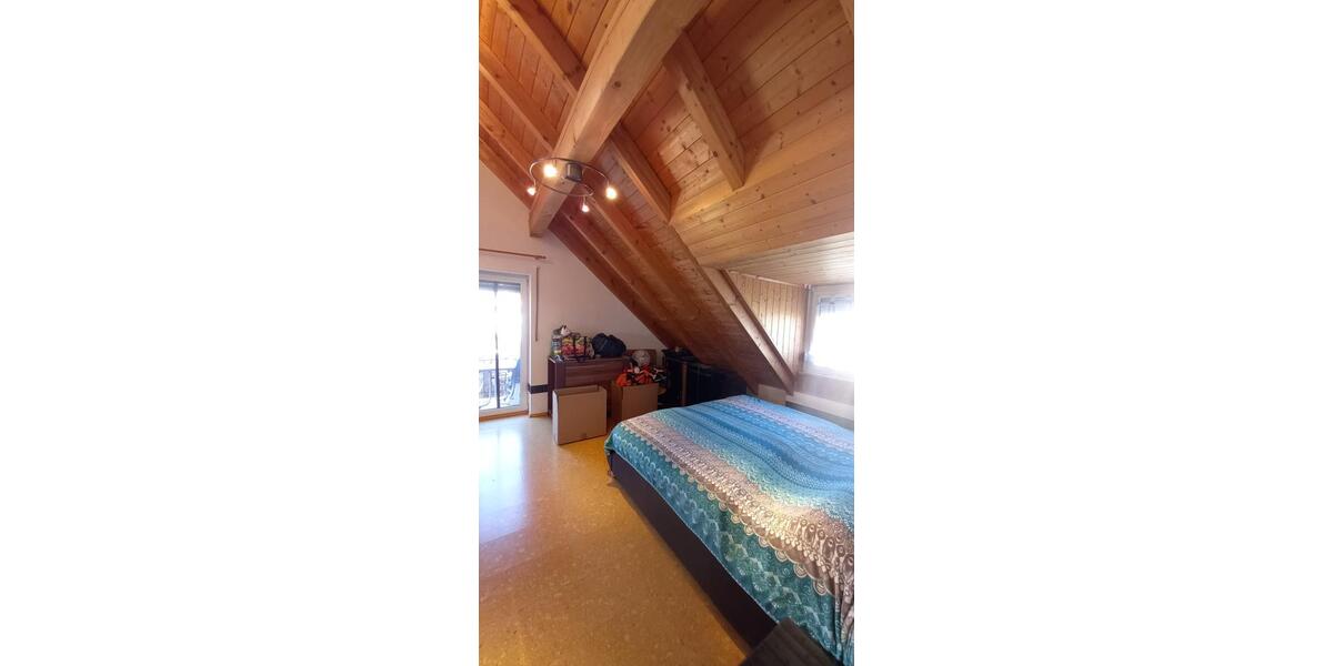 Dachgeschoßwohnung Ingolstadt Nordost - 3 Zimmer, 92 m&sup2;, 1.080&euro; | Angebot:26594361