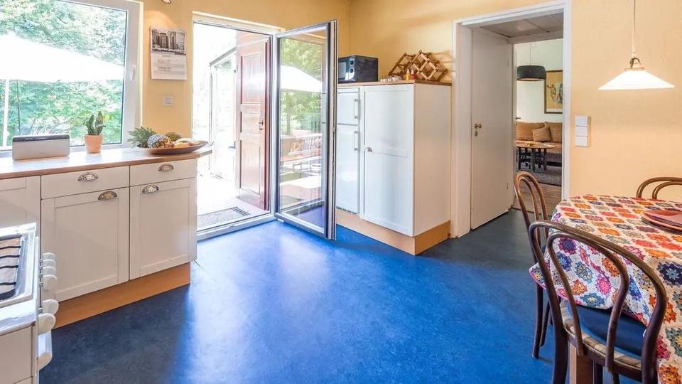 Wohnen auf Zeit Taunusstein - 2 Zimmer, 103 m&sup2;, 1.950&euro; | Angebot:26221184