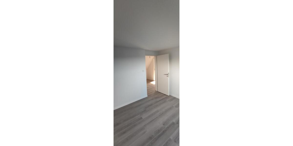 Etagenwohnung Kirchberg (Hunsrück) - 4 Zimmer, 102 m&sup2;, 880&euro; | Angebot:25056569