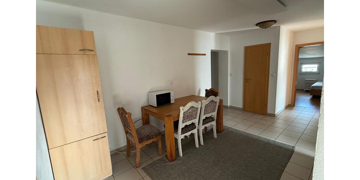 Etagenwohnung Weiherhammer - 4 Zimmer, 120 m&sup2;, 1.100&euro; | Angebot:26416880