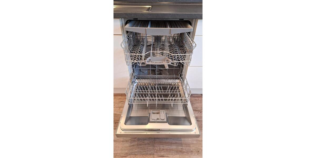 Etagenwohnung Zeven - 2.5 Zimmer, 80 m&sup2;, 1.090&euro; | Angebot:25060510