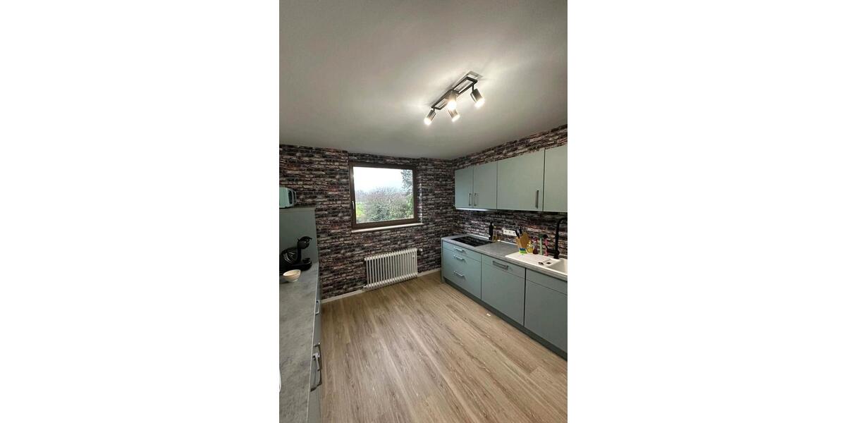 Etagenwohnung Grefrath - 3 Zimmer, 90 m&sup2;, 990&euro; | Angebot:26045482