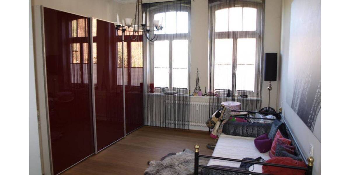 Etagenwohnung Lüneburg Rotes Feld - 6 Zimmer, 199 m&sup2;, 2.200&euro; | Angebot:26826336