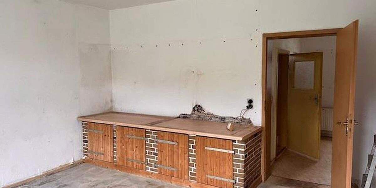 Besichtigung, So. 25.01.13-14 UHR Grosses EFH, 4 Zi., 120 qm, 795 qm Grund, 1.250 € NKM 4 zimmer