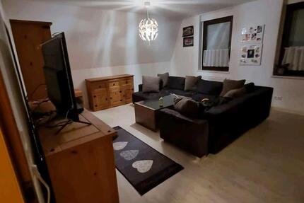 Wohnung Niederwürschnitz - 7 Zimmer, 104 m&sup2;, 914&euro; | Angebot:25998003