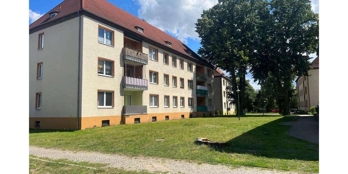 Etagenwohnung Jüterbog - 2 Zimmer, 61 m&sup2;, 336&euro; | Angebot:26273836