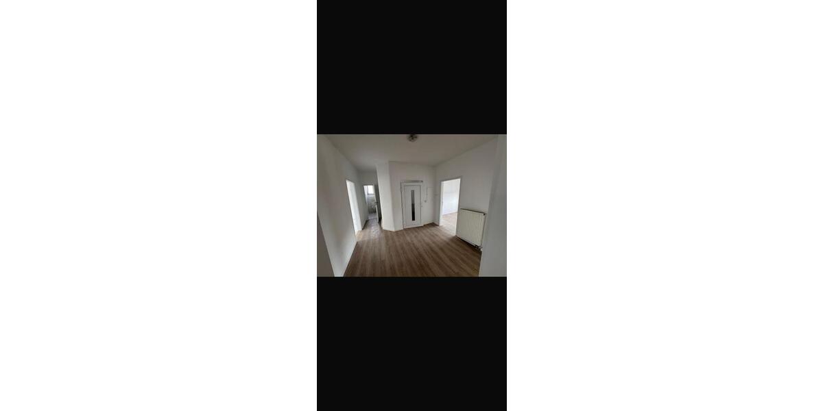 Etagenwohnung Pforzheim Weststadt - 4 Zimmer, 100 m&sup2;, 1.050&euro; | Angebot:26049577