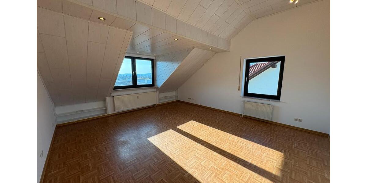 Dachgeschoßwohnung Bad Soden-Salmünster Salmünster - 4 Zimmer, 93 m&sup2;, 850&euro; | Angebot:26403868