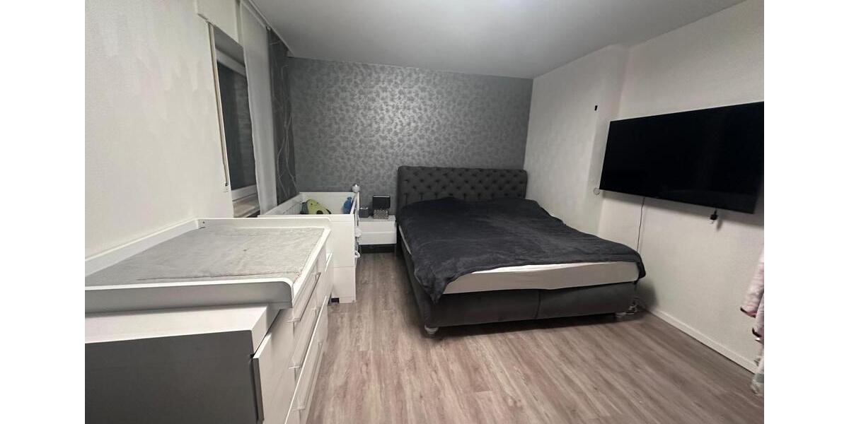 Etagenwohnung Bad Lippspringe - 3 Zimmer, 98 m&sup2;, 1.100&euro; | Angebot:25155073