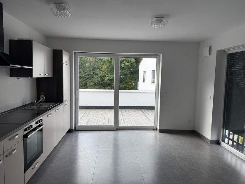 Neue 5-Zimmer Wohnung in Straubing zu vermieten mit Dachterrasse