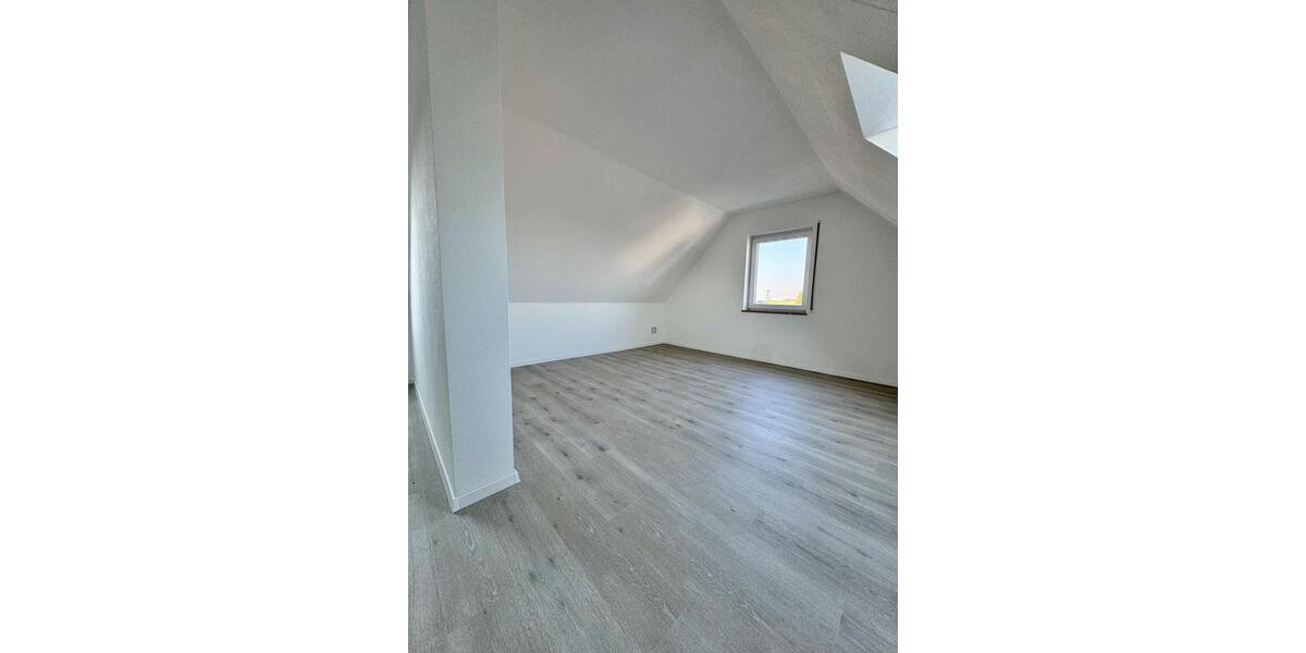 Maisonettenwohnung Zschopau - 3.5 Zimmer, 102 m&sup2;, 890&euro; | Angebot:26048216