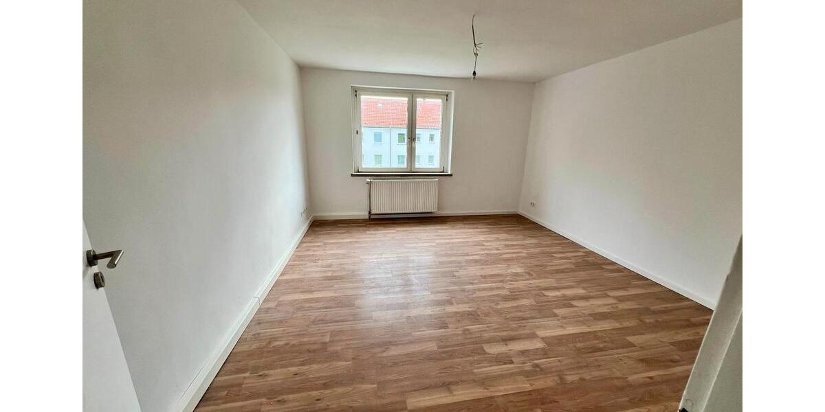 Etagenwohnung Seehausen (Altmark) - 2 Zimmer, 44 m&sup2;, 250&euro; | Angebot:26558105