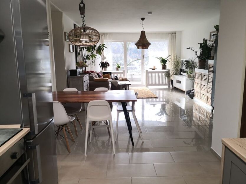 3 Zimmer, Südbalkon, Küche, Bad 3 zimmer