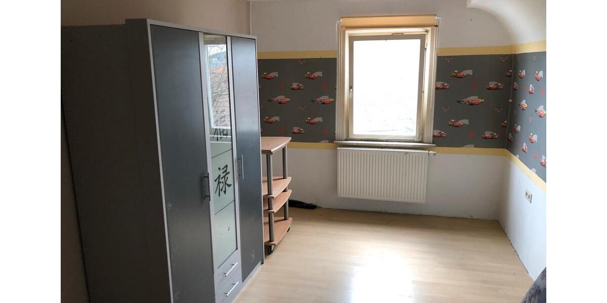 Etagenwohnung Oberkirch - 4 Zimmer, 90 m&sup2;, 1.100&euro; | Angebot:26235921