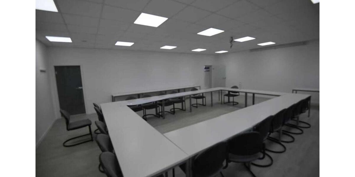 Gewerbeobjekt Laatzen - 1.500&euro; | Angebot:24608105