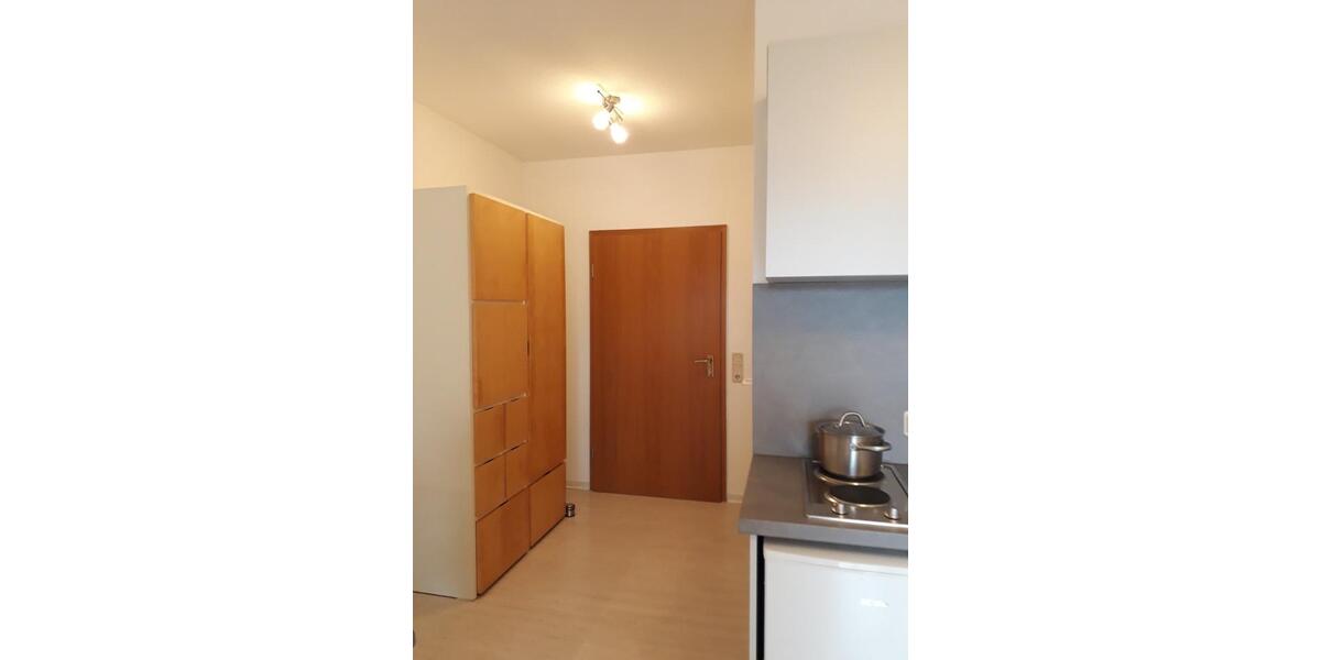 Dachgeschoßwohnung Holzkirchen - 1 Zimmer, 22 m&sup2;, 270&euro; | Angebot:24815268