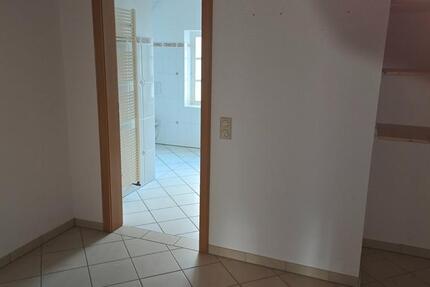 Wohnung Brilon - 2 Zimmer, 98 m&sup2;, 580&euro; | Angebot:26022989