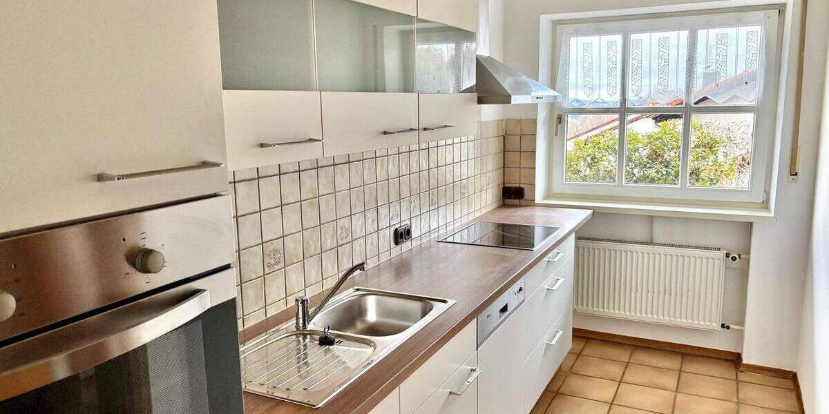 Etagenwohnung Deggendorf - 2 Zimmer, 72 m&sup2;, 720&euro; | Angebot:25674294