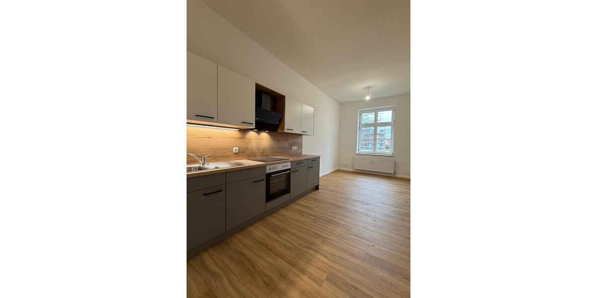 Erdgeschoßwohnung Parchim - 3 Zimmer, 107 m&sup2;, 822&euro; | Angebot:23847720