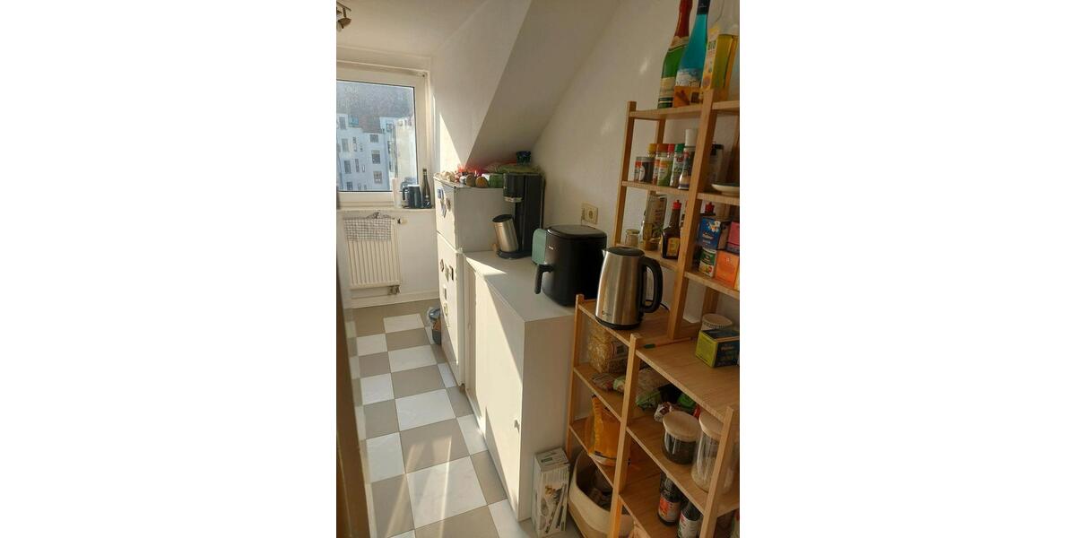 Dachgeschoßwohnung Hannover Südstadt - 3 Zimmer, 64 m&sup2;, 965&euro; | Angebot:24841315