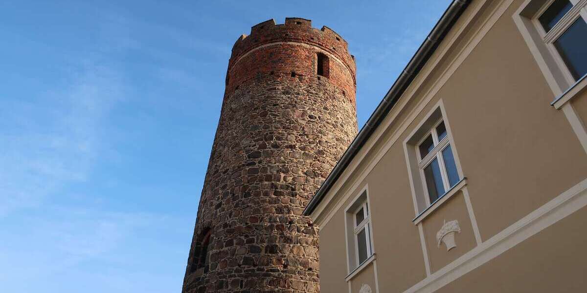 Etagenwohnung Jüterbog - 4 Zimmer, 96 m&sup2;, 867&euro; | Angebot:26795540