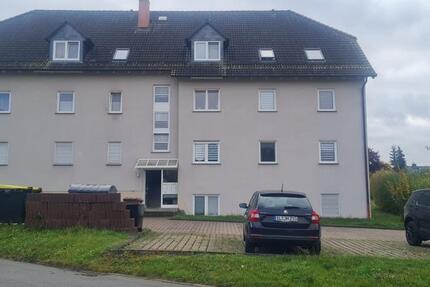 Gemütliche zwei Zimmer Wohnung im Erdgeschoss zimmer