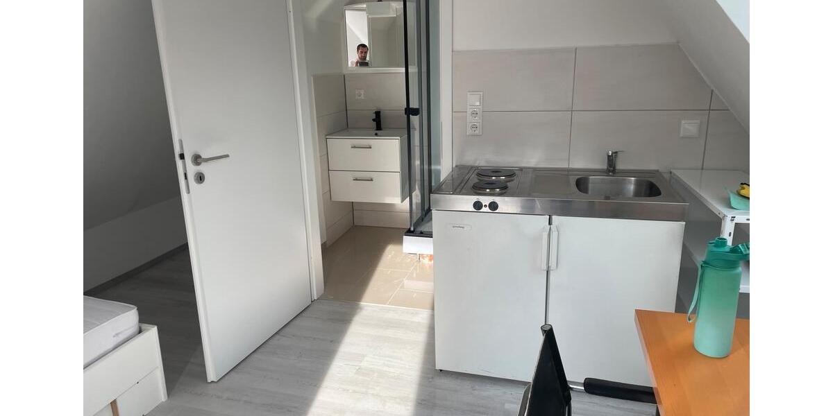 Dachgeschoßwohnung Buckenhof - 1 Zimmer, 20 m&sup2;, 620&euro; | Angebot:26614881