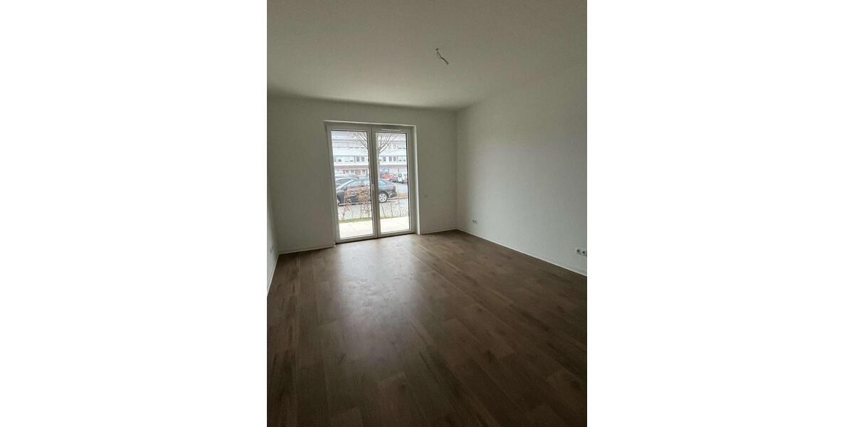Erdgeschoßwohnung Ludwigslust - 2 Zimmer, 68 m&sup2;, 820&euro; | Angebot:23785562