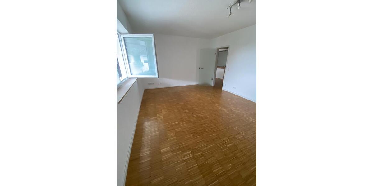 Etagenwohnung Wilnsdorf - 2 Zimmer, 110 m&sup2;, 900&euro; | Angebot:26699817