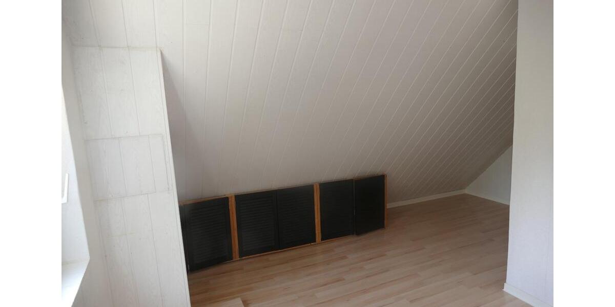 Etagenwohnung Swisttal - 3 Zimmer, 80 m&sup2;, 850&euro; | Angebot:25580153