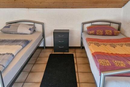 Wohnen auf Zeit Rammelsbach - 3 Zimmer, 135 m&sup2;, 25&euro; | Angebot:26726062
