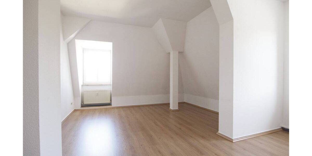 Etagenwohnung Frankenberg - 2 Zimmer, 81 m&sup2;, 399&euro; | Angebot:25821056