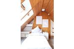 Wohnen auf Zeit Essen Huttrop - 3 Zimmer, 75 m&sup2;, 70&euro; | Angebot:26337025