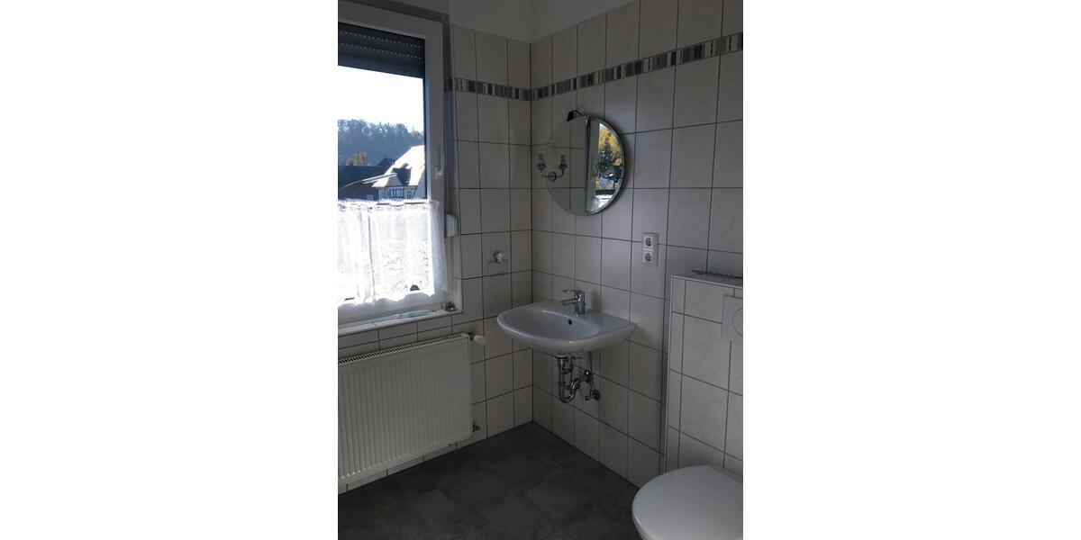 Etagenwohnung Bestwig - 4 Zimmer, 75 m&sup2;, 375&euro; | Angebot:26660517