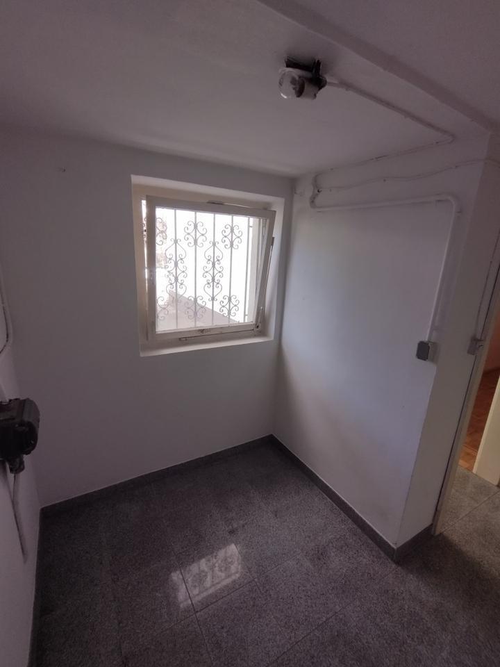 Helle, ruhige Dreizimmerwohnung mit Südterrasse und großem Garten am Albufer von Privat zimmer