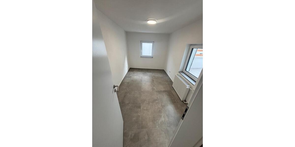 Wohnen auf Zeit Siegburg - 1 Zimmer, 10 m&sup2;, 400&euro; | Angebot:25937090