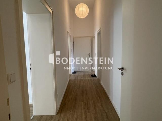 Etagenwohnung Wiesbaden - 2 Zimmer, 85 m&sup2;, 880&euro; | Angebot:24846016