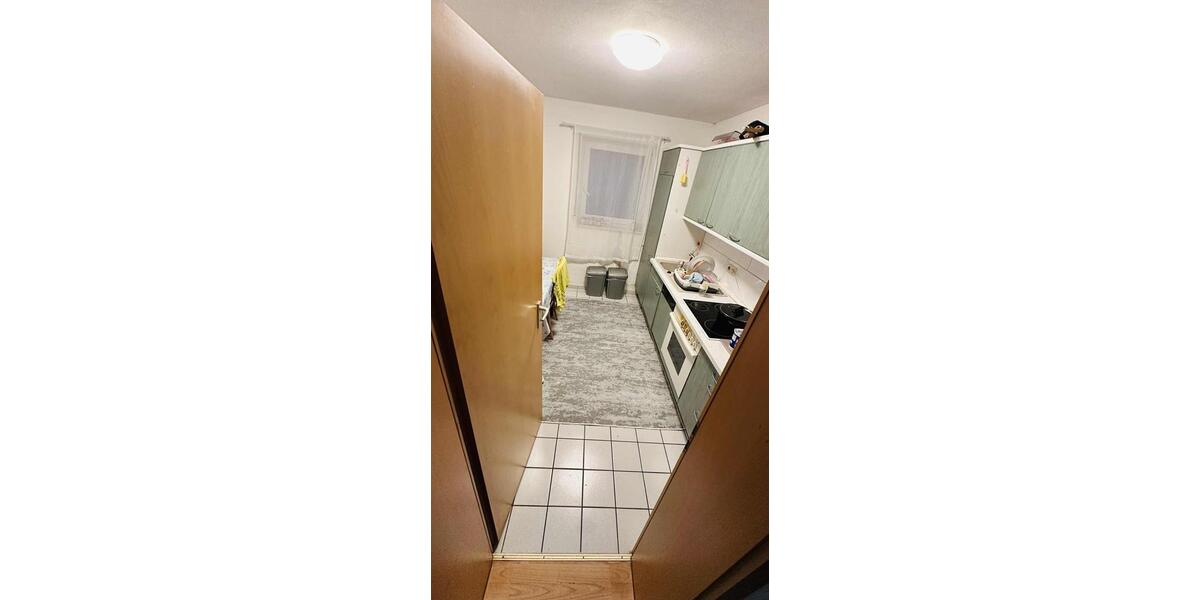 Etagenwohnung Sachsenheim - 3 Zimmer, 65 m&sup2;, 900&euro; | Angebot:25080084