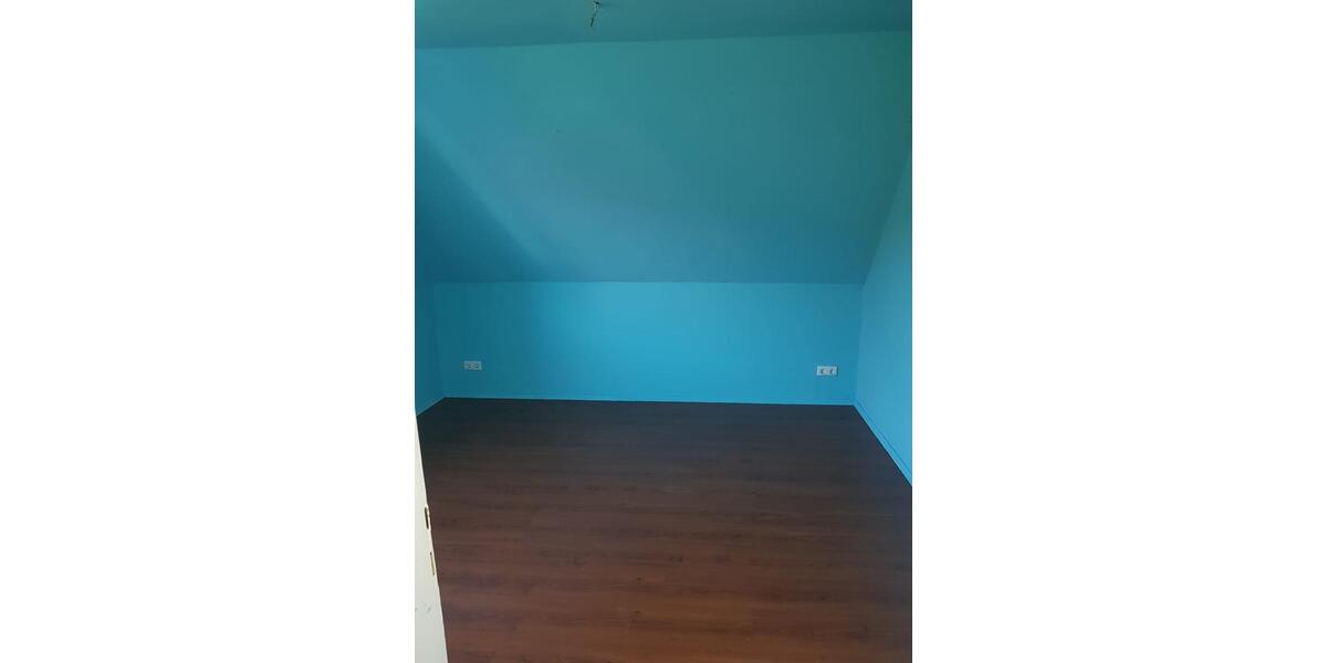 Dachgeschoßwohnung Lage - 3 Zimmer, 50 m&sup2;, 390&euro; | Angebot:25882605