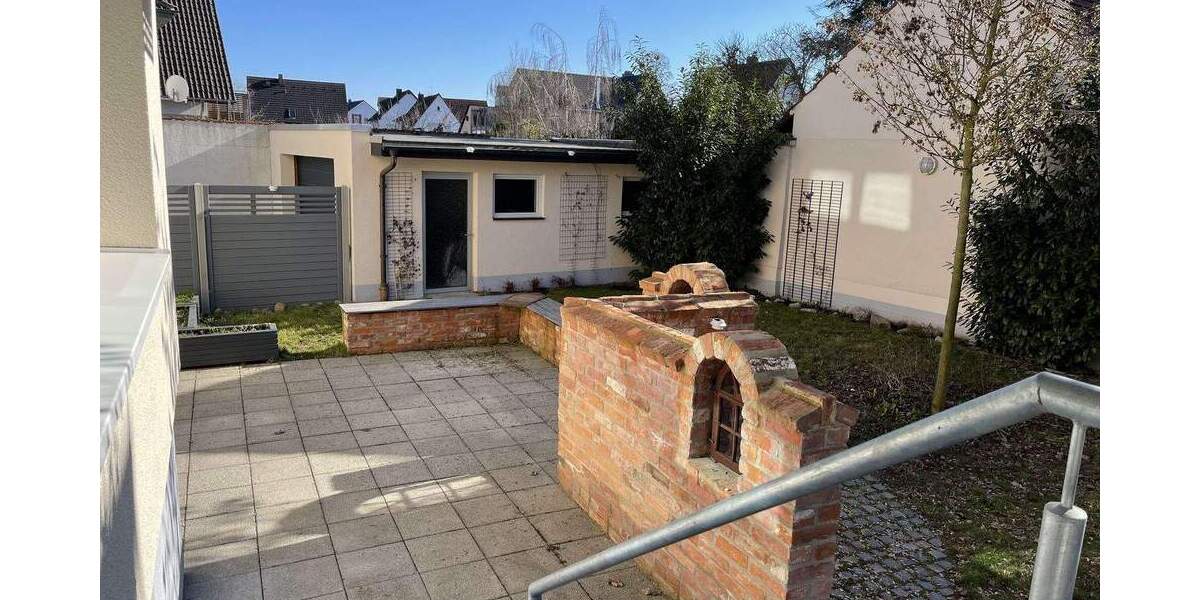 Einfamilienhaus Bad Homburg Ober-Erlenbach - 1 Zimmer, 322 m&sup2;, 3.400&euro; | Angebot:24762626