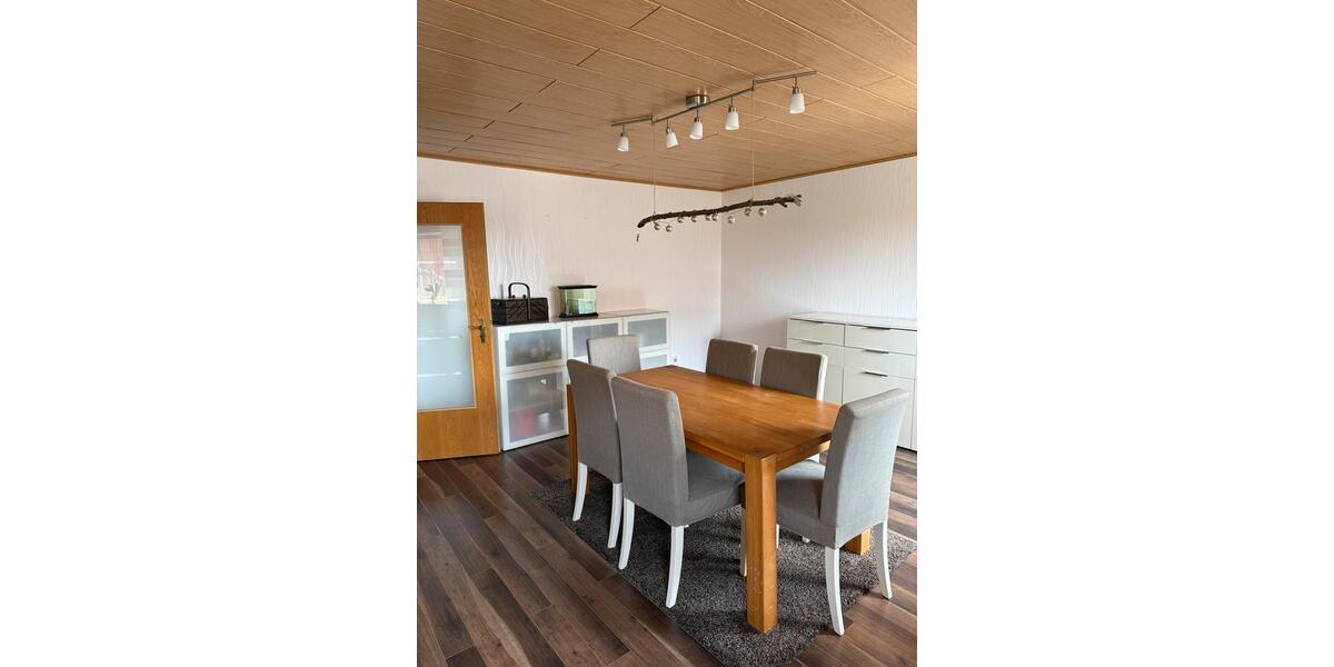 Etagenwohnung Wolfsburg Ehmen - 3 Zimmer, 95 m&sup2;, 730&euro; | Angebot:26702133