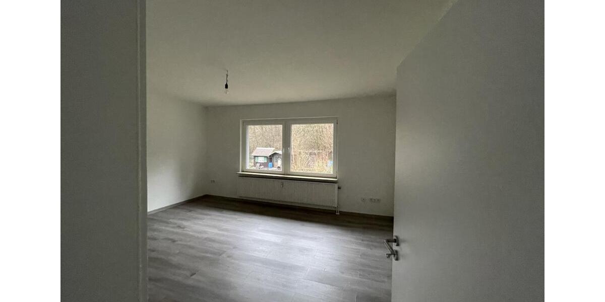 Dachgeschoßwohnung Lüdenscheid - 3 Zimmer, 70 m&sup2;, 600&euro; | Angebot:25044436
