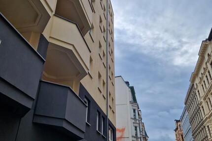 - Citywohnung im Domviertel - Komfortable Wohnung mit eigenem Eingang, Einbauküche und Balkon! 2 zimmer