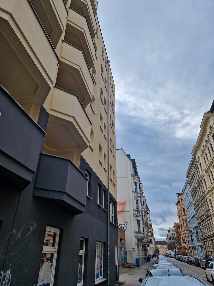 - Citywohnung im Domviertel - Komfortable Wohnung mit eigenem Eingang, Einbauküche und Balkon! zimmer